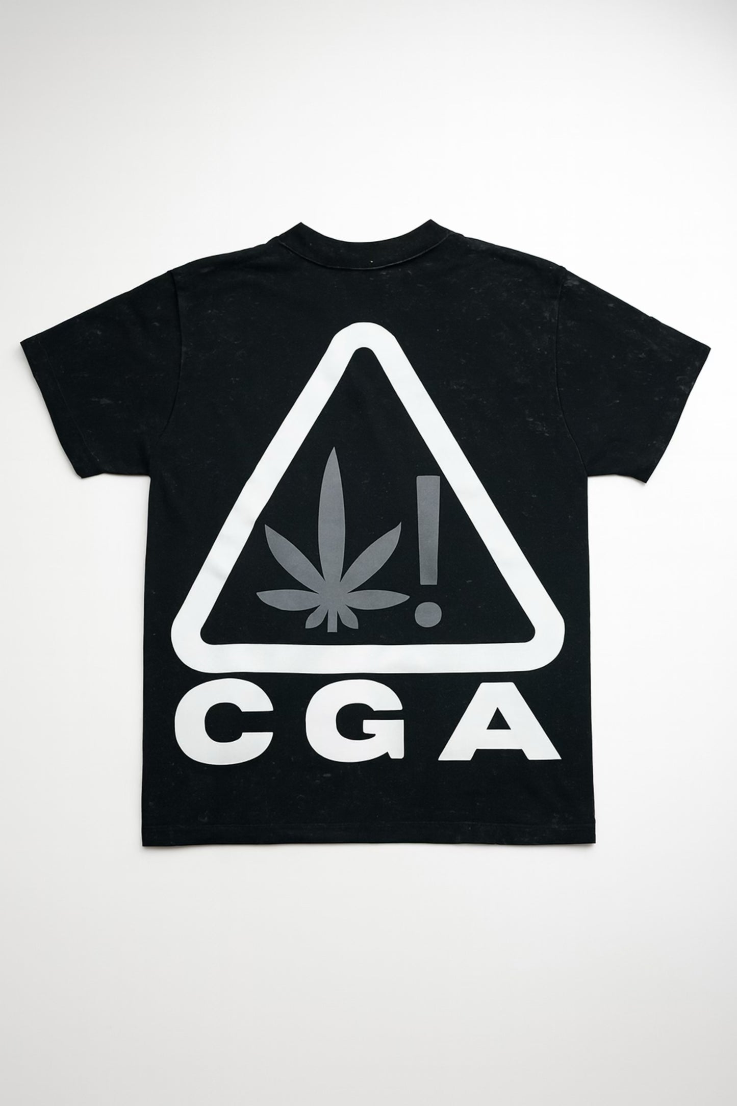 Ain’t no biz like cannabiz T-shirts