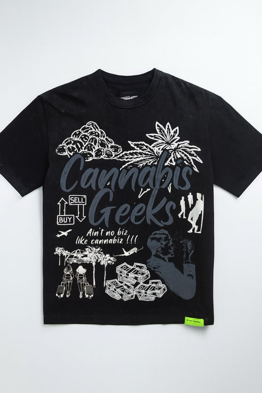 Ain’t no biz like cannabiz T-shirts